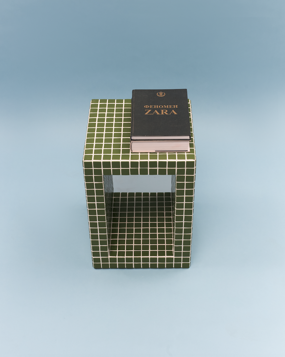 Cube Hole 45/32 cm. Tile 2.5 cm